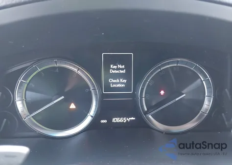 2018 Lexus Lx 570 Three-Row z USA, uszkodzony, nr VIN JTJHY7AX4J4264023